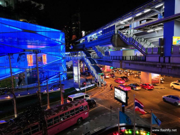 รีวิว Honor Play เกมมิ่งสมาร์ทโฟนราคาสุดประหยัดเล่นเกมได้แบบแฟลกชิป พร้อมระบบสั่น 4D พลังเสียงจัดเต็ม กล้องมี AI เพียง 9,990 บาท