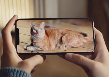 Apple ปล่อยโฆษณา iPhone XS และ iPhone XS Max เน้นความใหญ่ของจอแสดงผล