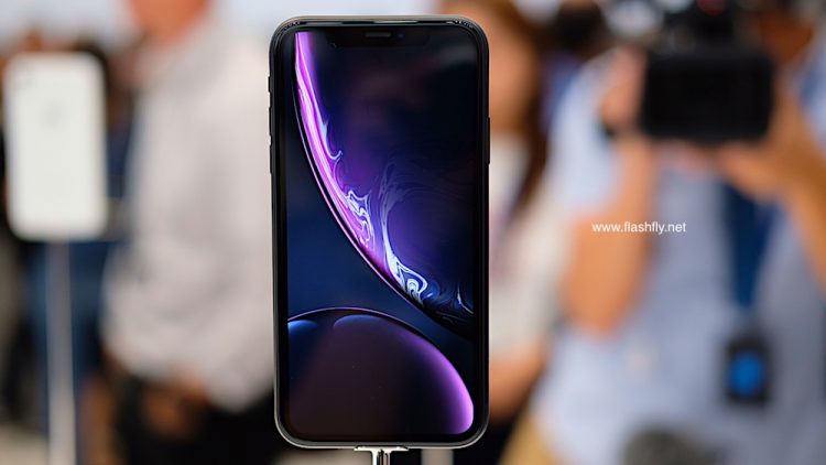 พาไปจับเครื่องจริง!! สัมผัสแรก iPhone Xs,iPhone Xs Max ,iPhone Xr และ Apple Watch Series 4 ในงานเปิดตัวโดยทีมงาน Flashfly