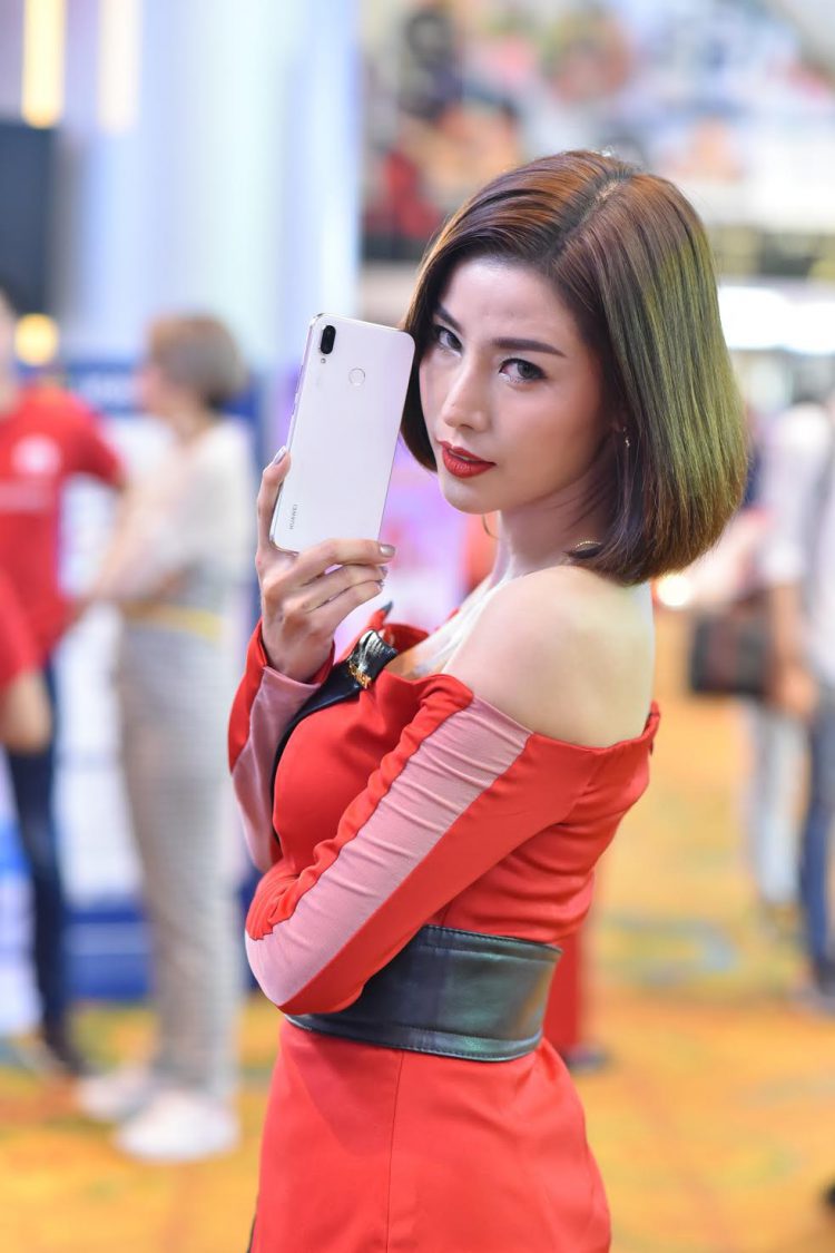 หัวเว่ยส่ง “HUAWEI P20 Pro” และ “HUAWEI nova 3i” สีใหม่ล่าสุด Pearl White นำทัพสินค้าครบทุกไลน์อัพ พร้อมโปรฯ เด็ด