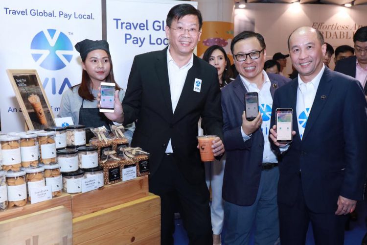 AIS จับมือ Singtel เปิดตัว “VIA” เครือข่ายบริการชำระเงินด้วยมือถือข้ามประเทศด้วยอี-วอลเลทของค่ายมือถือ ประเดิมที่สิงคโปร์