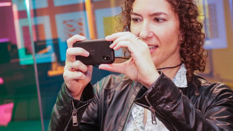 แบรนด์ Palm กลับมาแล้ว ในฐานะอุปกรณ์ Android ที่มีขนาดหน้าจอ 3.3 นิ้ว แต่ไม่ใช่โทรศัพท์มือถือ