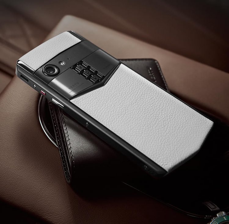 Vertu กลับมาแล้ว!! พร้อมเปิดตัว Aster P สมาร์ทโฟนสุดหรู ราคาเริ่มต้นราว 140,150 บาท
