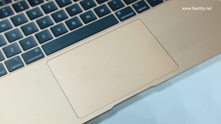 พาไปสัมผัส iPad Pro ,MacBook Air และ Mac mini ตัวเป็นๆก่อนใคร ส่งตรงจากกรุงนิวยอร์คโดยทีมงาน Flashfly