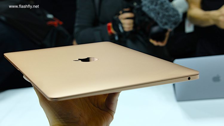พาไปสัมผัส iPad Pro ,MacBook Air และ Mac mini ตัวเป็นๆก่อนใคร ส่งตรงจากกรุงนิวยอร์คโดยทีมงาน Flashfly