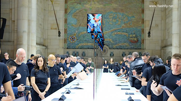 พาไปสัมผัส iPad Pro ,MacBook Air และ Mac mini ตัวเป็นๆก่อนใคร ส่งตรงจากกรุงนิวยอร์คโดยทีมงาน Flashfly