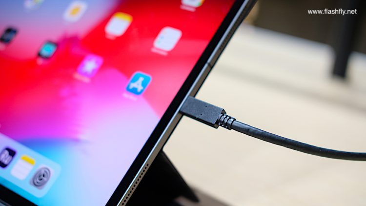 พาไปสัมผัส iPad Pro ,MacBook Air และ Mac mini ตัวเป็นๆก่อนใคร ส่งตรงจากกรุงนิวยอร์คโดยทีมงาน Flashfly