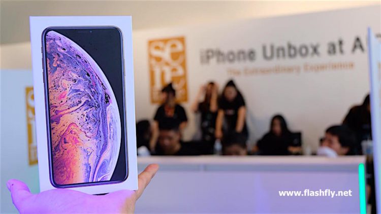 พาชมบรรยากาศงาน iPhone Unbox at AIS ที่ให้ลูกค้ารับเครื่อง iPhone XS Max, iPhone XS และ iPhone XR เป็นกลุ่มแรกๆก่อนใคร