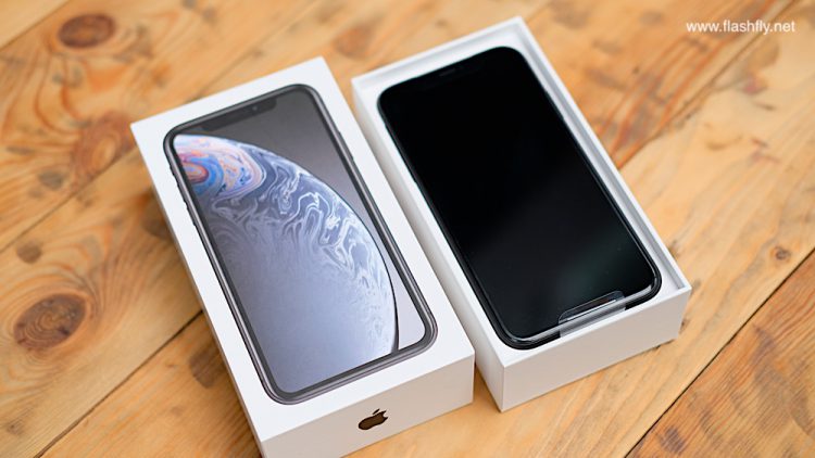 รีวิวแกะกล่อง iPhone XR สีดำ ความจุ 256GB เครื่องศูนย์ประเทศไทย