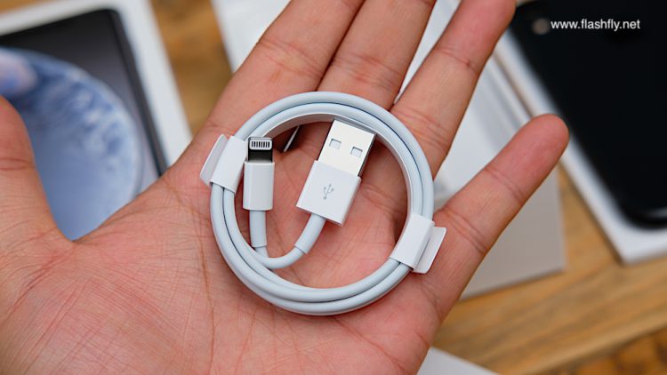 รีวิวแกะกล่อง iPhone XR สีดำ ความจุ 256GB เครื่องศูนย์ประเทศไทย