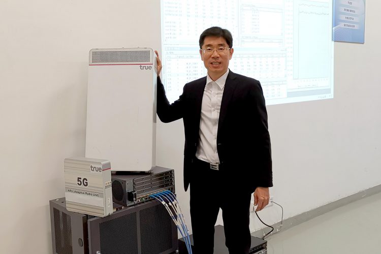 เปิดราคา OnePlus 6T นักฆ่าเรือธงรุ่นใหม่ 18,999 บาท พร้อมโปรโมชั่นจาก AIS, JD Central และPower Buy