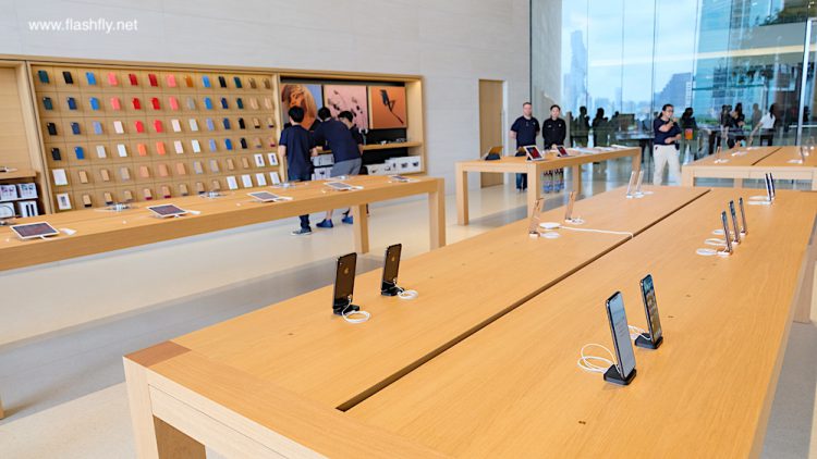 สัมผัสบรรยากาศจริง Apple Iconsiam แห่งแรกในไทยก่อนเปิดร้านทางการ 10 พฤศจิกายนนี้เป็นวันแรก