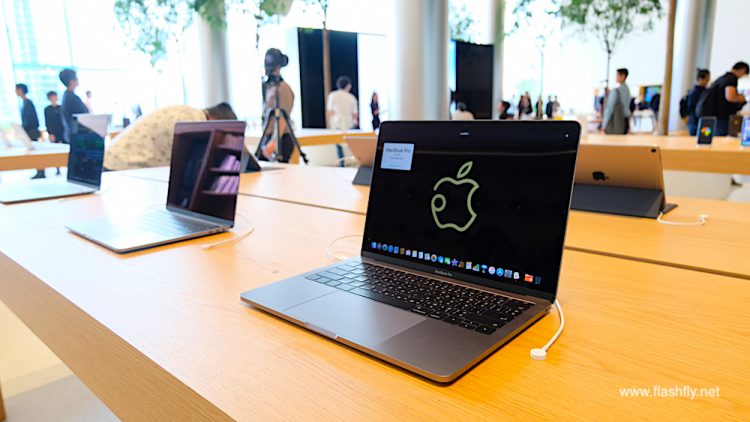 สัมผัสบรรยากาศจริง Apple Iconsiam แห่งแรกในไทยก่อนเปิดร้านทางการ 10 พฤศจิกายนนี้เป็นวันแรก