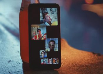 Apple อวดความสามารถของฟีเจอร์ Group FaceTime ผ่านโฆษณาที่ใช้ Elvis Presley เป็นแรงบันดาลใจ
