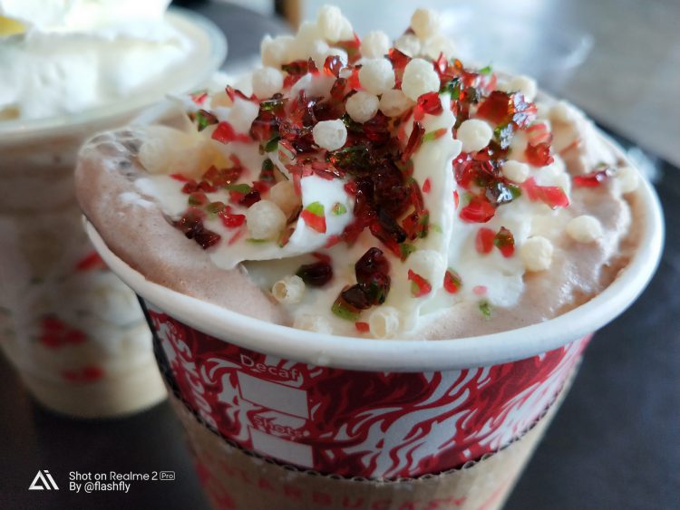 รีวิว Realme 2 Pro สมาร์ทโฟนค่ายน้องใหม่ จอใหญ่ 6.3 นิ้วแรม 8GB รอม 128GB เล่น ROV ได้ 61 FPS มีกล้องคู่หลัง เริ่มต้นแค่ 5,990 บาท