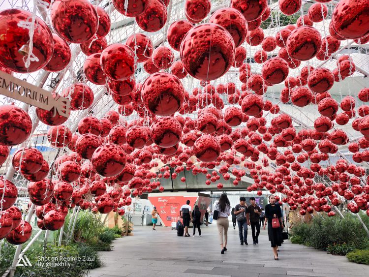 รีวิว Realme 2 Pro สมาร์ทโฟนค่ายน้องใหม่ จอใหญ่ 6.3 นิ้วแรม 8GB รอม 128GB เล่น ROV ได้ 61 FPS มีกล้องคู่หลัง เริ่มต้นแค่ 5,990 บาท