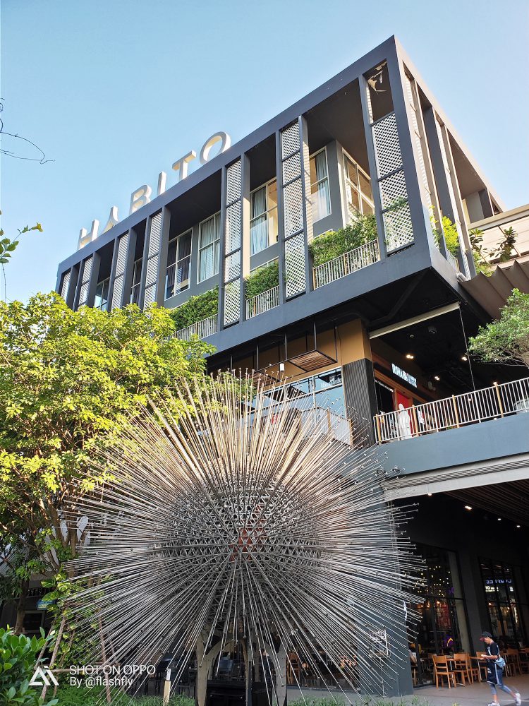 รีวิว OPPO R17 Pro สุดยอดสมาร์ทโฟนแห่งปี ดีไซน์สุดงาม สแกนนิ้วบนจอ กล้องหลัง 2 รูรับแสง โหมดถ่ายภาพกลางคืนขั้นเทพ ชาร์จเร็วที่สุดในโลก