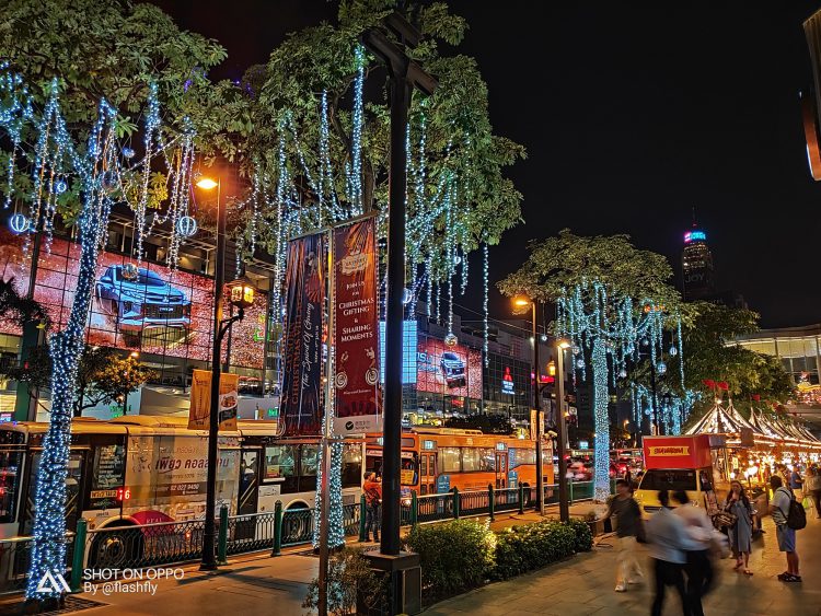 รีวิว OPPO R17 Pro สุดยอดสมาร์ทโฟนแห่งปี ดีไซน์สุดงาม สแกนนิ้วบนจอ กล้องหลัง 2 รูรับแสง โหมดถ่ายภาพกลางคืนขั้นเทพ ชาร์จเร็วที่สุดในโลก