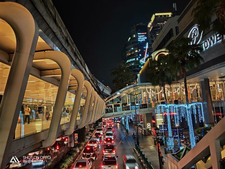 รีวิว OPPO R17 Pro สุดยอดสมาร์ทโฟนแห่งปี ดีไซน์สุดงาม สแกนนิ้วบนจอ กล้องหลัง 2 รูรับแสง โหมดถ่ายภาพกลางคืนขั้นเทพ ชาร์จเร็วที่สุดในโลก