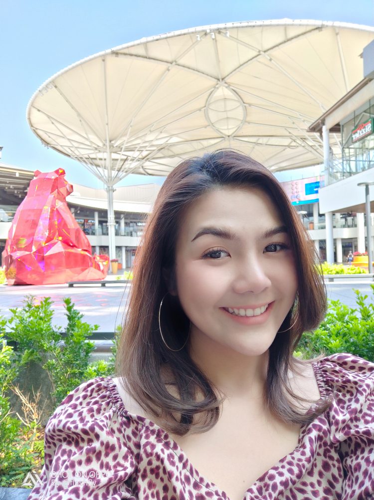 รีวิว OPPO R17 Pro สุดยอดสมาร์ทโฟนแห่งปี ดีไซน์สุดงาม สแกนนิ้วบนจอ กล้องหลัง 2 รูรับแสง โหมดถ่ายภาพกลางคืนขั้นเทพ ชาร์จเร็วที่สุดในโลก