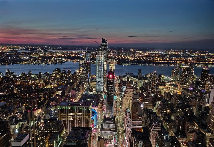 ถ่ายภาพกลางคืนสวยด้วย OPPO R17 Pro เปิดให้จอง 17 – 30 พ.ย. 61 พร้อมกันทั่วประเทศ พร้อมของสมนาคุณ สุดคุ้ม ฟรี!