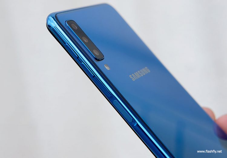 รีวิว Samsung Galaxy A7 สมาร์ทโฟนกล้องหลัง 3 ตัว รุ่นแรก กับดีไซน์พรีเมี่ยมสุดเงางาม สแกนนิ้วใหม่ที่ขอบด้านข้าง กับราคาเริ่มต้น 10,990 บาท