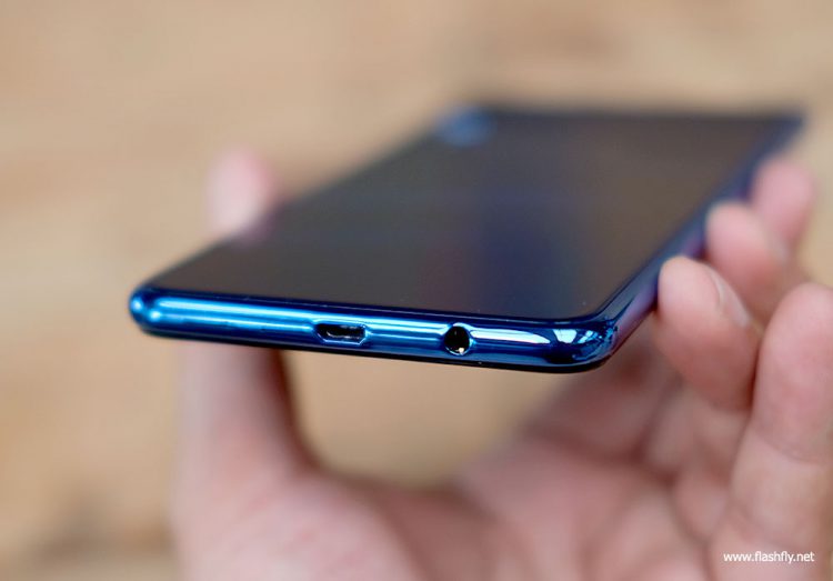 รีวิว Samsung Galaxy A7 สมาร์ทโฟนกล้องหลัง 3 ตัว รุ่นแรก กับดีไซน์พรีเมี่ยมสุดเงางาม สแกนนิ้วใหม่ที่ขอบด้านข้าง กับราคาเริ่มต้น 10,990 บาท