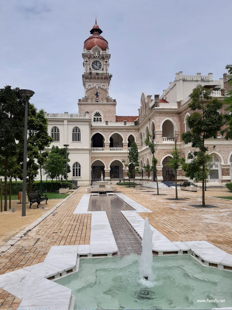 รีวิว Samsung Galaxy A7 สมาร์ทโฟนกล้องหลัง 3 ตัว รุ่นแรก กับดีไซน์พรีเมี่ยมสุดเงางาม สแกนนิ้วใหม่ที่ขอบด้านข้าง กับราคาเริ่มต้น 10,990 บาท