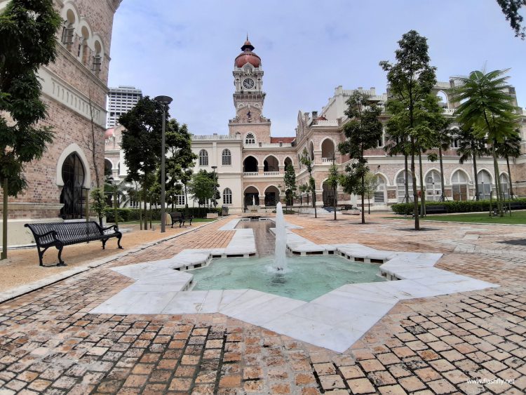 รีวิว Samsung Galaxy A7 สมาร์ทโฟนกล้องหลัง 3 ตัว รุ่นแรก กับดีไซน์พรีเมี่ยมสุดเงางาม สแกนนิ้วใหม่ที่ขอบด้านข้าง กับราคาเริ่มต้น 10,990 บาท