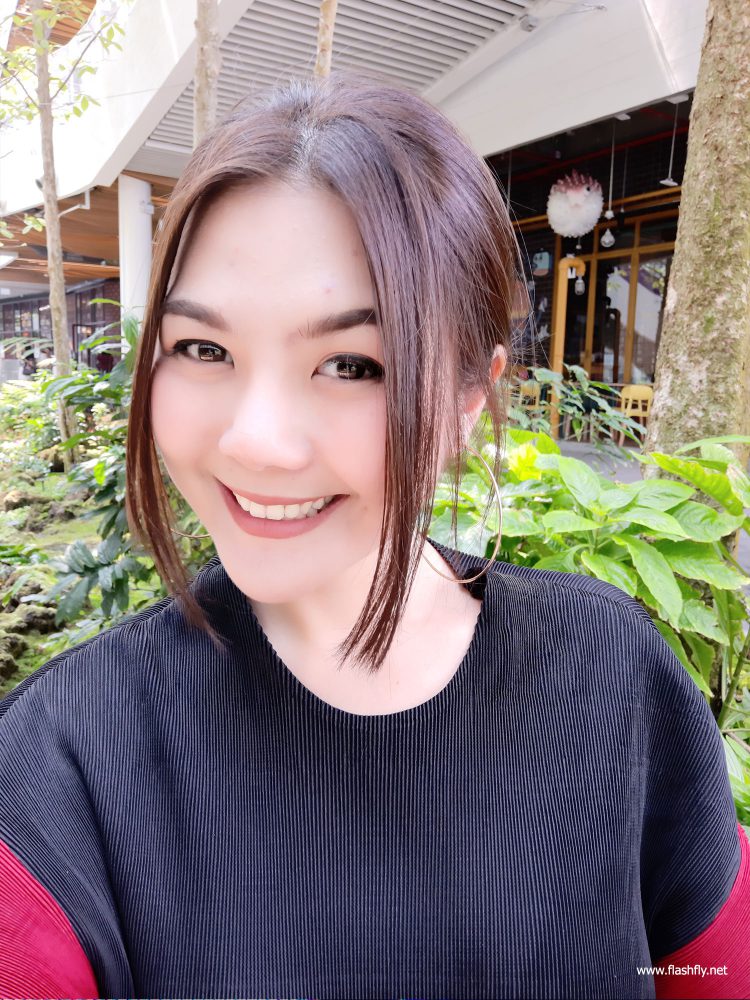 รีวิว Samsung Galaxy A7 สมาร์ทโฟนกล้องหลัง 3 ตัว รุ่นแรก กับดีไซน์พรีเมี่ยมสุดเงางาม สแกนนิ้วใหม่ที่ขอบด้านข้าง กับราคาเริ่มต้น 10,990 บาท