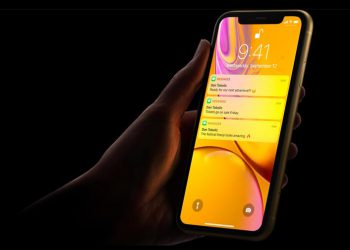 iOS 12.1.1 ช่วยให้เจ้าของ iPhone XR สามารถขยายการแจ้งเตือนได้ โดยใช้ Haptic Touch