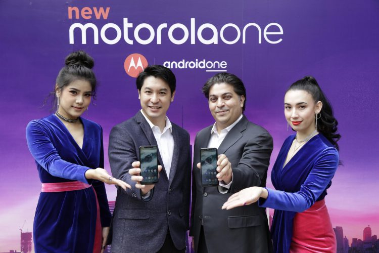 Nissan Leaf รถยนต์พลังงานไฟฟ้าที่ขายดีที่สุดในโลก เคาะราคาในไทย 1,990,000 บาท