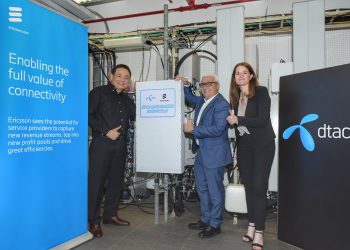 OPPO F9 เปิดตัวสี Jade Green Limited Edition ใหม่ล่าสุด ต้อนรับปีใหม่ เปิดจอง 15-21 ธันวาคม รับฟรีของขวัญสุดพิเศษ