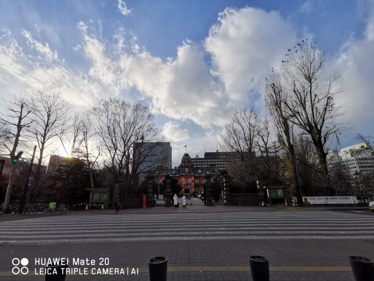 เจาะลึก Huawei Mate 20 สมาร์ทโฟนเรือธง สเป็คจัดเต็ม เทคโนโลยีจัดหนัก ในราคาที่น่าเป็นเจ้าของที่สุดในตอนนี้