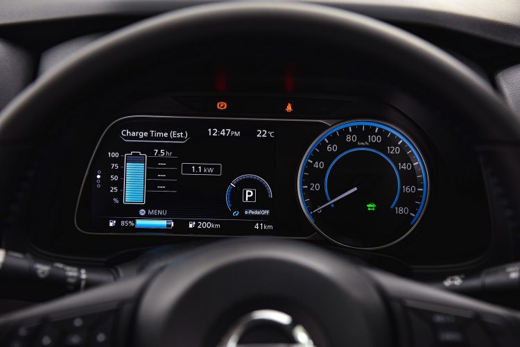 Nissan Leaf รถยนต์พลังงานไฟฟ้าที่ขายดีที่สุดในโลก เคาะราคาในไทย 1,990,000 บาท