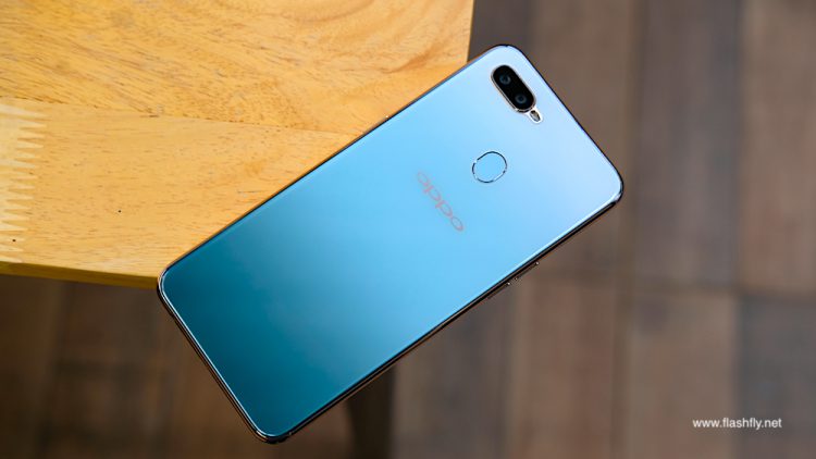 ต้อนรับปีใหม่ด้วย OPPO F9 รุ่นพิเศษ สีเขียวหยก Jade Green ไล่เฉดสีตัดขอบทองสุดงาม ความหมายมงคล มีจำนวนจำกัด