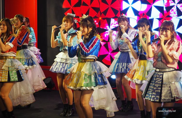 พาไปสัมผัสประสบการณ์ True 5G Digital Thailand เต็มรูปแบบที่ ทรู แบรนดิ้ง ช้อป ไอคอนสยาม