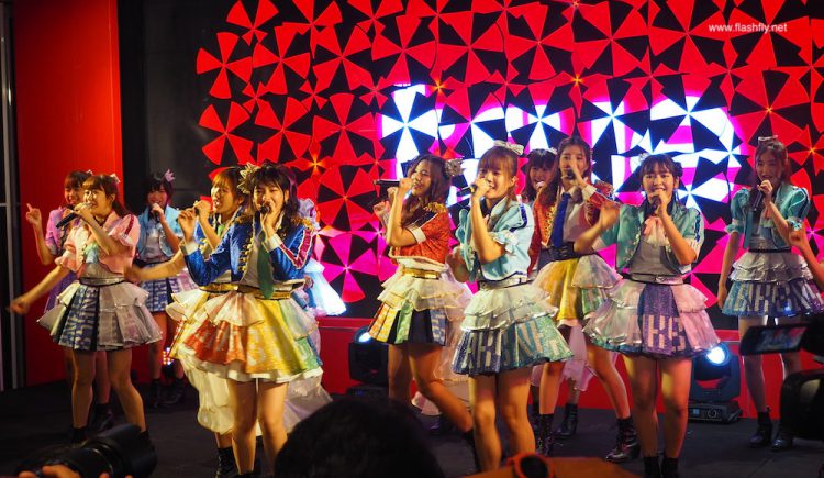 พาไปสัมผัสประสบการณ์ True 5G Digital Thailand เต็มรูปแบบที่ ทรู แบรนดิ้ง ช้อป ไอคอนสยาม