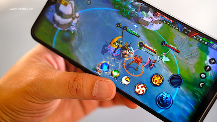 ลองของจริง!! เล่นเกมบน Realme 2 Pro แรม 8GB ความจุ 128GB ลื่นไหลระดับ 61 FPS ในราคาเริ่มต้นเพียง 4,990 บาทเท่านั้น