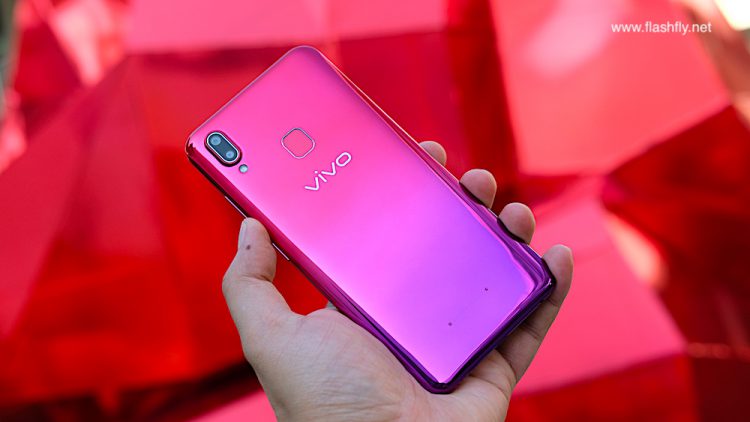 รีวิว Vivo Y95 มาพร้อมกล้อง AI เซลฟี่ 20MP แบตอึด 4030mAh จอ FullView 6.22 นิ้วดีไซน์สุดงามแบบไล่เฉดสี