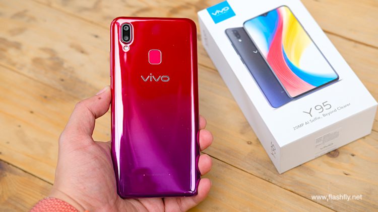รีวิว Vivo Y95 มาพร้อมกล้อง AI เซลฟี่ 20MP แบตอึด 4030mAh จอ FullView 6.22 นิ้วดีไซน์สุดงามแบบไล่เฉดสี