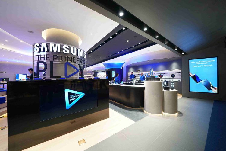 Samsung จัดเซอร์ไพร์สส่งท้ายปี เปิดตัว “ซัมซุง เอ็กซ์พีเรียนซ์ สโตร์ ลาร์จ” แฟลกชิปสโตร์แห่งแรกของไทย ชั้น 4 เซ็นทรัลเวิร์ล