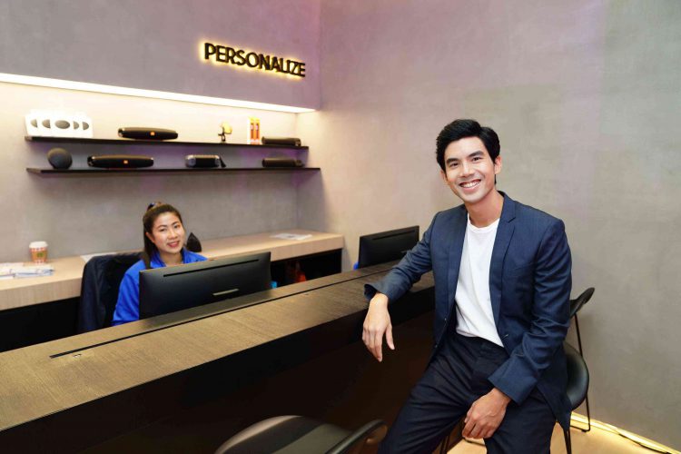 Samsung จัดเซอร์ไพร์สส่งท้ายปี เปิดตัว “ซัมซุง เอ็กซ์พีเรียนซ์ สโตร์ ลาร์จ” แฟลกชิปสโตร์แห่งแรกของไทย ชั้น 4 เซ็นทรัลเวิร์ล