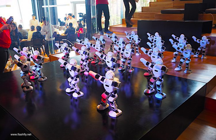 พาไปสัมผัสประสบการณ์ True 5G Digital Thailand เต็มรูปแบบที่ ทรู แบรนดิ้ง ช้อป ไอคอนสยาม