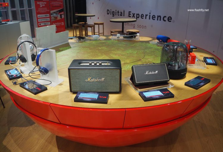 พาไปสัมผัสประสบการณ์ True 5G Digital Thailand เต็มรูปแบบที่ ทรู แบรนดิ้ง ช้อป ไอคอนสยาม