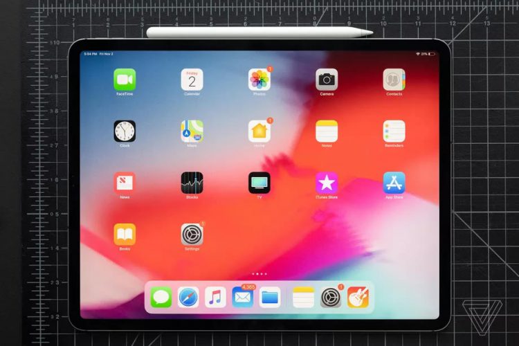 Apple ยอมรับ iPad Pro (2018) มีปัญหาบอดี้โค้งงอเล็กน้อย แต่ยืนยันว่าเป็นเรื่องปกติ