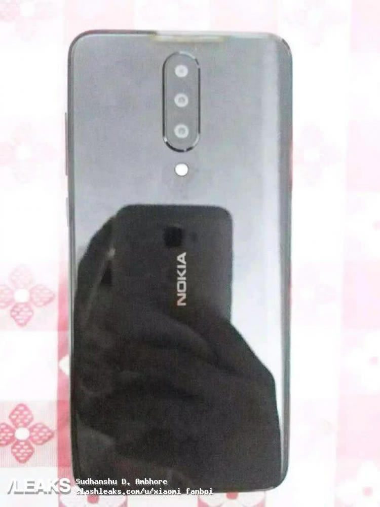 ภาพหลุดสมาร์ทโฟน Nokia รุ่นลึกลับ มาพร้อมกล้องหลัง 3 ตัว