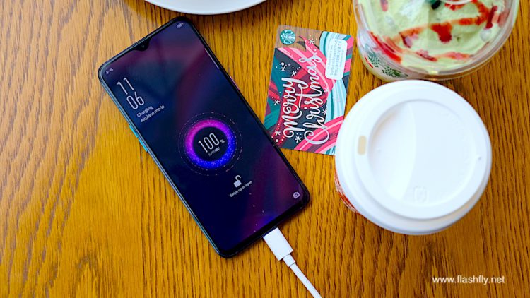 ชีวิตดีขึ้นเยอะ!! พก OPPO R17 Pro ไปเที่ยวทั้งวันชาร์จแบตแค่ 10 นาทีได้ถึง 40% ด้วย SuperVOOC Flash Charge ที่เร็วที่สุดในโลก