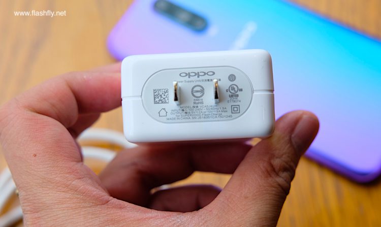 ชีวิตดีขึ้นเยอะ!! พก OPPO R17 Pro ไปเที่ยวทั้งวันชาร์จแบตแค่ 10 นาทีได้ถึง 40% ด้วย SuperVOOC Flash Charge ที่เร็วที่สุดในโลก