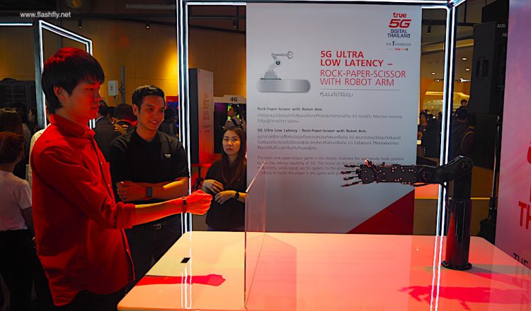 พาไปสัมผัสประสบการณ์ True 5G Digital Thailand เต็มรูปแบบที่ ทรู แบรนดิ้ง ช้อป ไอคอนสยาม